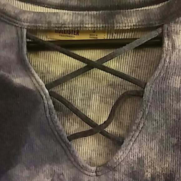 Hollister tye-dye ls - Picture 3 of 3
